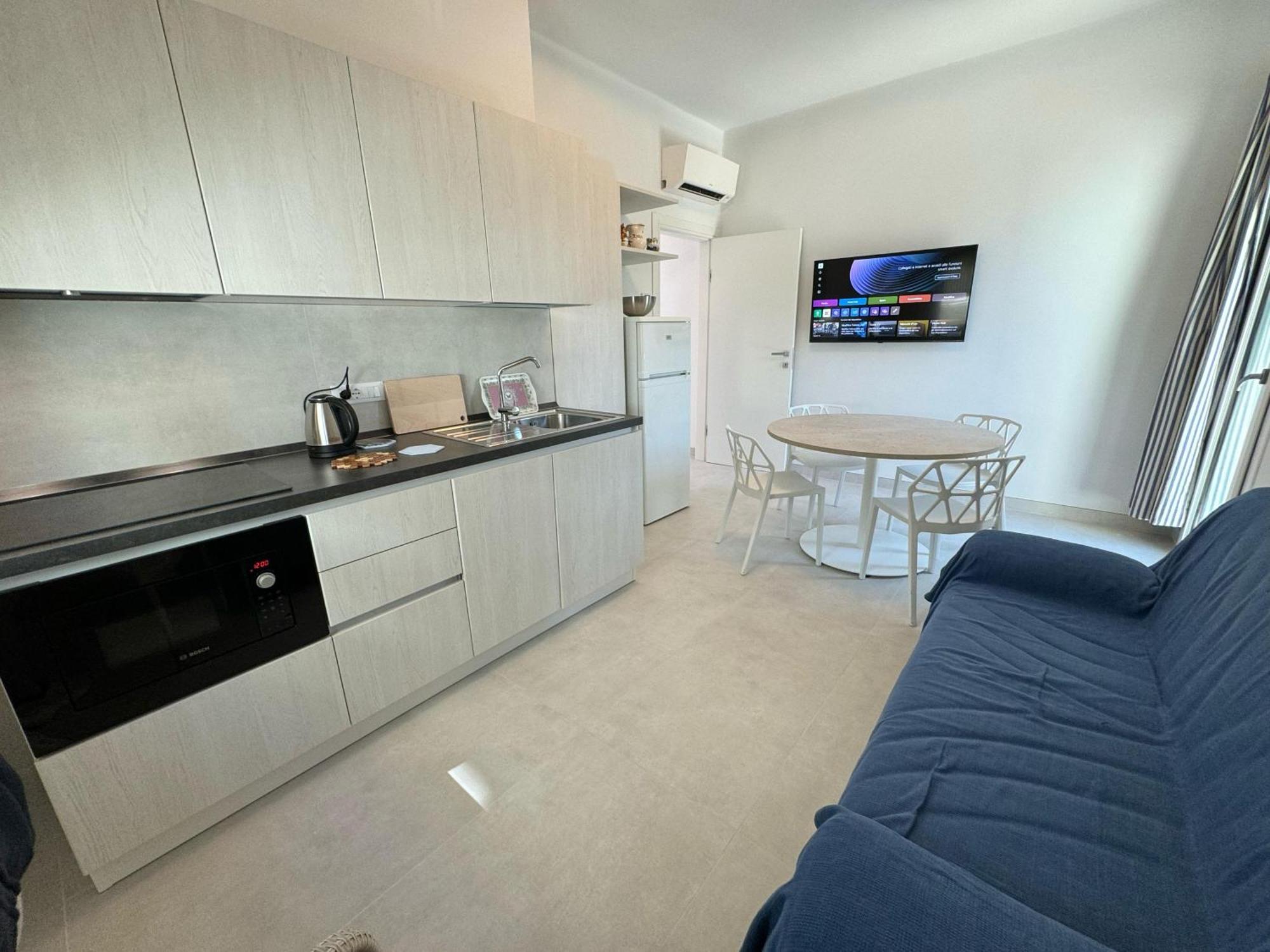 App4Rent Villa Zanetti - Appartamenti Con Spiaggia Privata Frontemare Lido di Jesolo Exterior foto